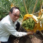 คุณปรีชา ธรรมชูเชาวรัตน์