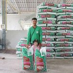 8.คุณเสและลูกสาว