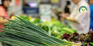 การปลูกต้นหอม และการจำหน่ายต้นหอม-https.pixabay.comphotosvegetables-spring-onion-market-4031508