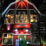 5.บรรยากาศด้านหน้าโรงแรมฟาร์มเฮ้าส์