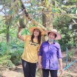 1.คุณนฤมล รวยดี และป้านงค์