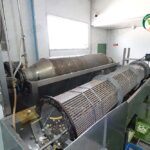 4.เครื่องกะเทาะเปลือกไข่